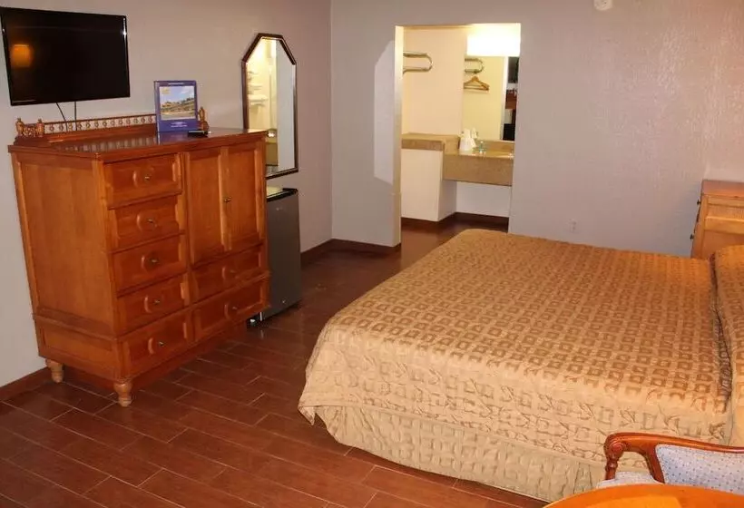 モーテル Passion Play Road Inn   Formerly Statue Road Inn