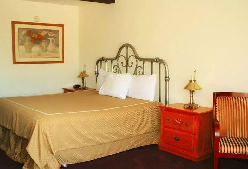 モーテル Passion Play Road Inn   Formerly Statue Road Inn
