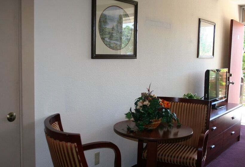 فندق على الطريق Passion Play Road Inn Formerly Statue Road Inn