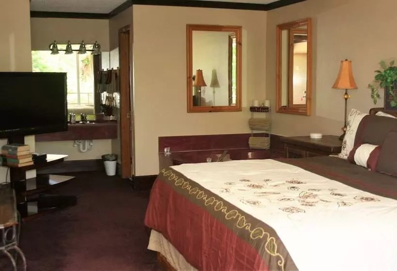 モーテル Passion Play Road Inn   Formerly Statue Road Inn