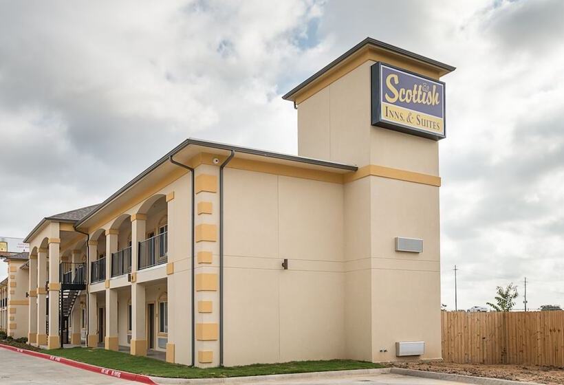 모텔 Scottish Inns & Suites