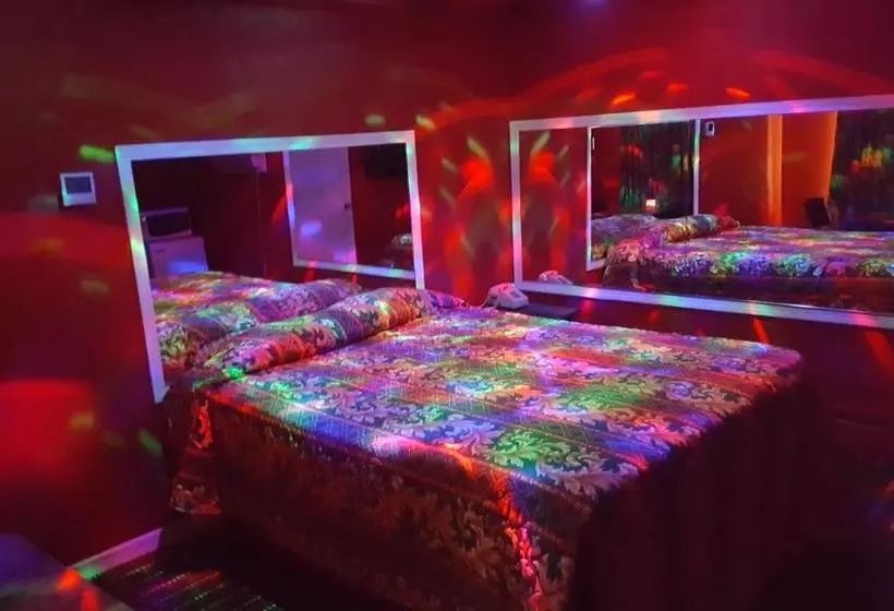 Sharns Motel