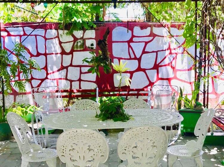 تختخواب و صبحانه Hostal Nelson Y Consuelo