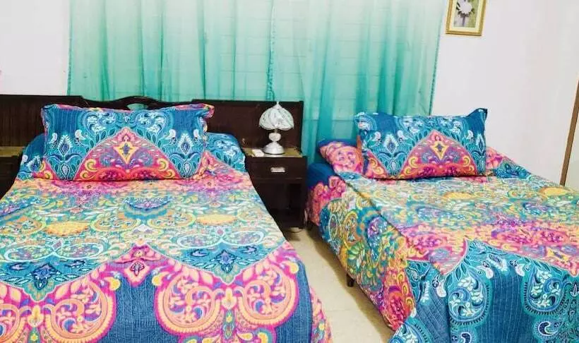 ベッドアンドブレックファースト Hostal Nelson Y Consuelo