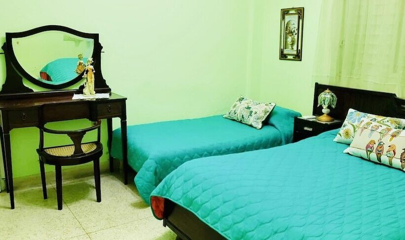 تختخواب و صبحانه Hostal Nelson Y Consuelo