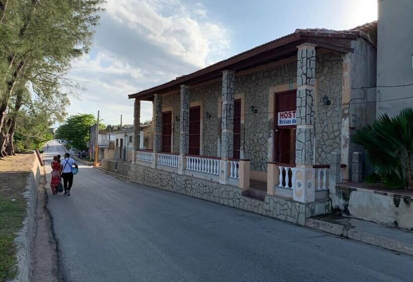 پانسیون Bs & Hostal Brisas Del Mar