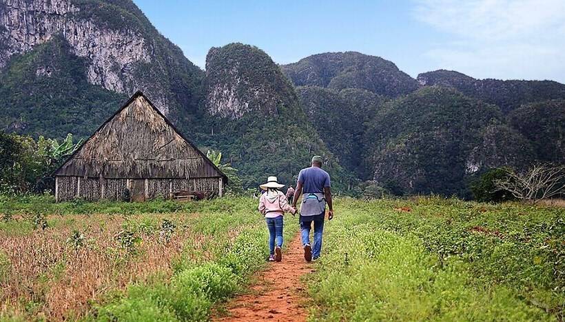 پانسیون Casa El Almendro Maritza Y Omar