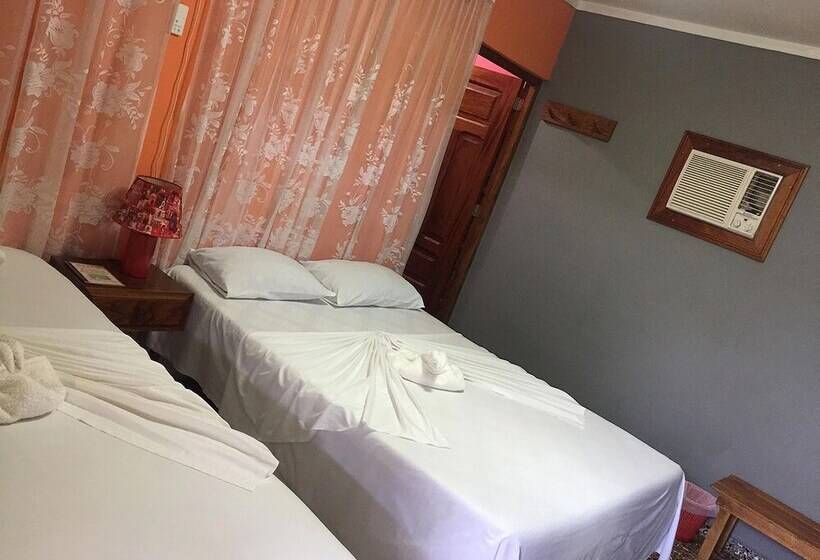 پانسیون Casa El Almendro Maritza Y Omar