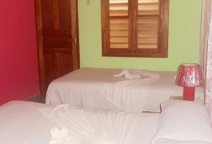 پانسیون Casa El Almendro Maritza Y Omar