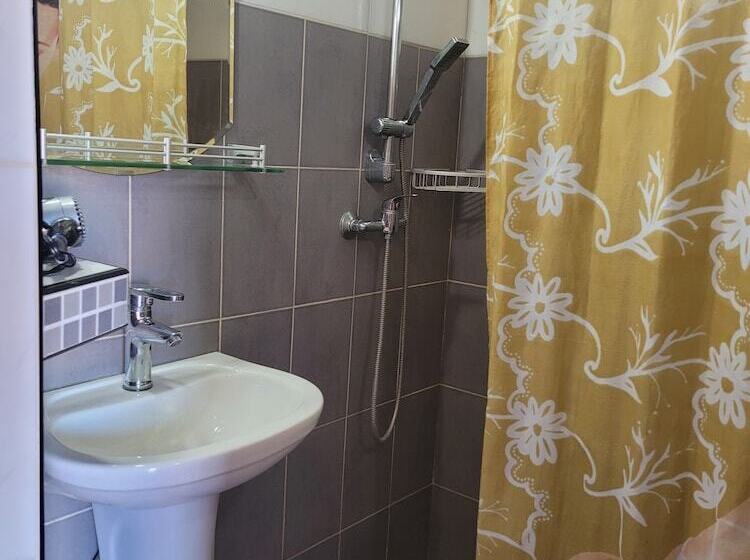 پانسیون Hostal Don Jose