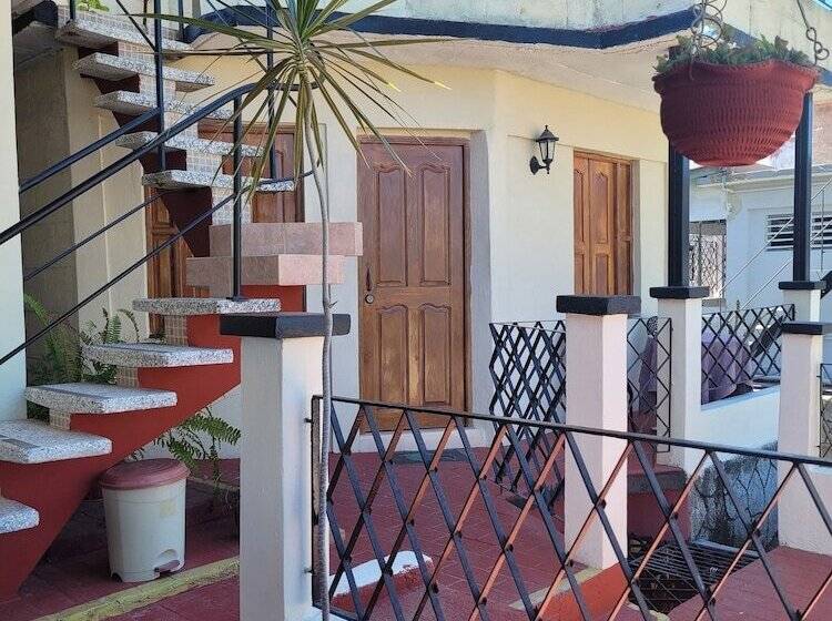 پانسیون Hostal Don Jose