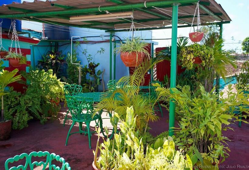 پانسیون Sra Olga Rivera