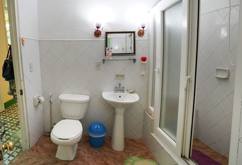 پانسیون Sra Olga Rivera