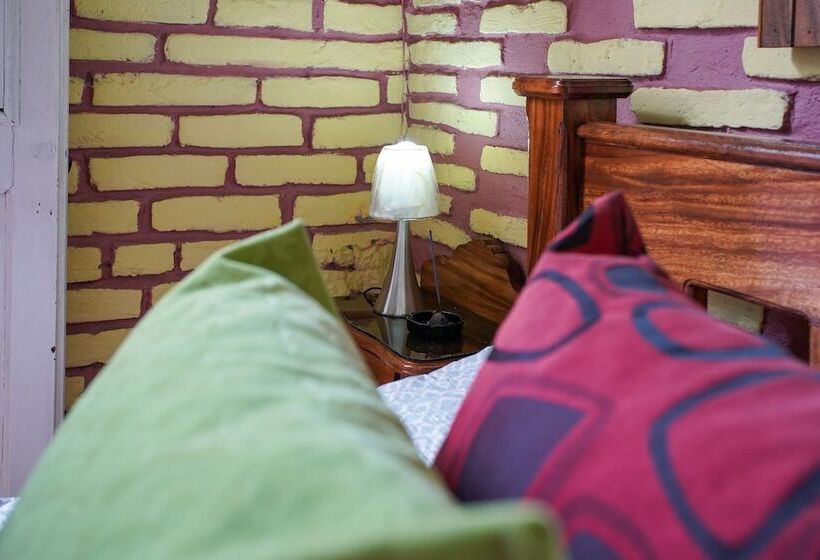 پانسیون Sra Olga Rivera