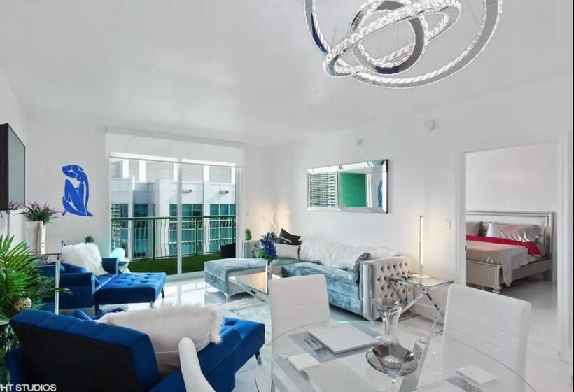 10 Min To Beach Penthouse Oceanview King Free Parking