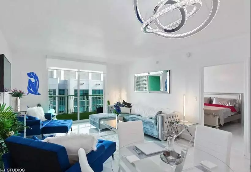 10 Min To Beach Penthouse Oceanview King Free Parking