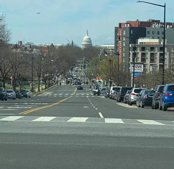 Aamiaismajoitus (B&B) Ellas