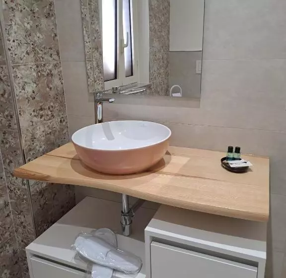 ベッドアンドブレックファースト Maraneri Rooms