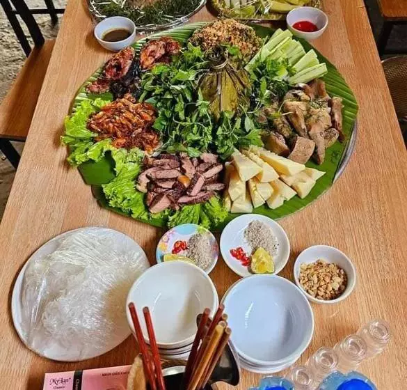 تختخواب و صبحانه Sánh Thuấn Homestay