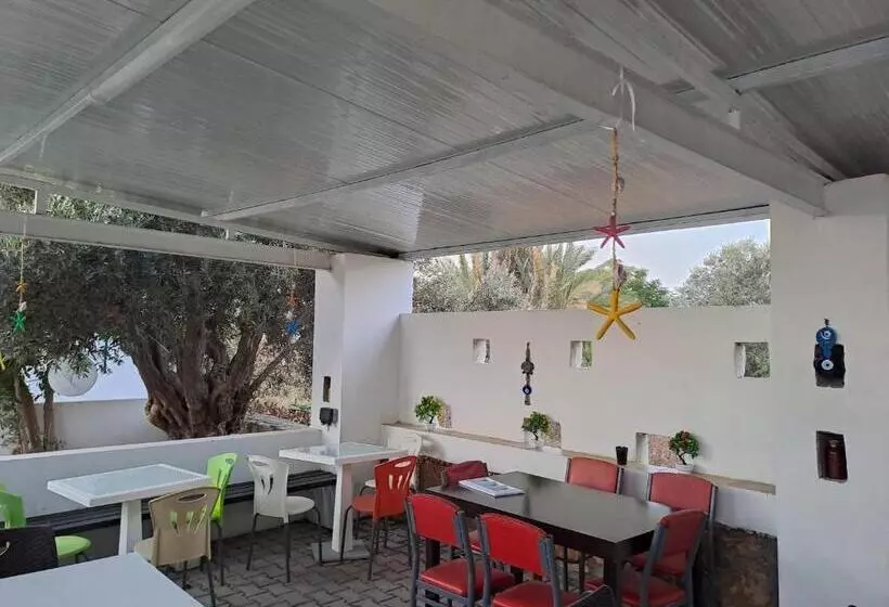 Hera Palace Boutique