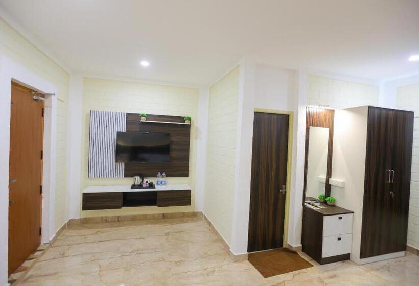 호텔 Boomerank Inn