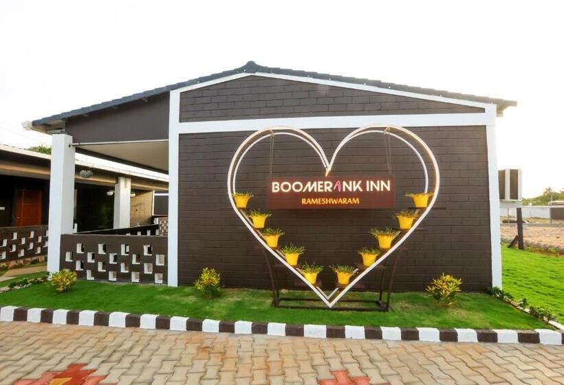 호텔 Boomerank Inn