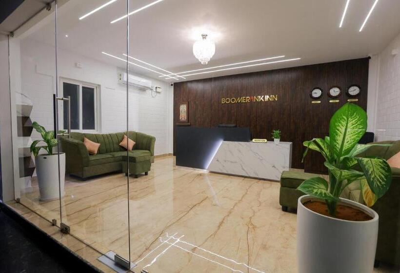 호텔 Boomerank Inn