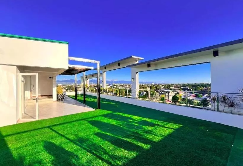 Hotelli D  Elmer S Place