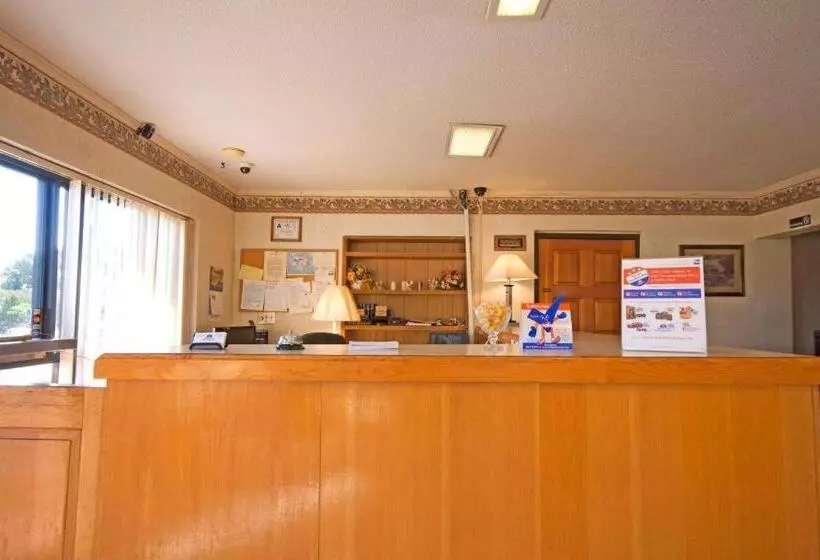 ホテル Loyalty Inn Rockingham