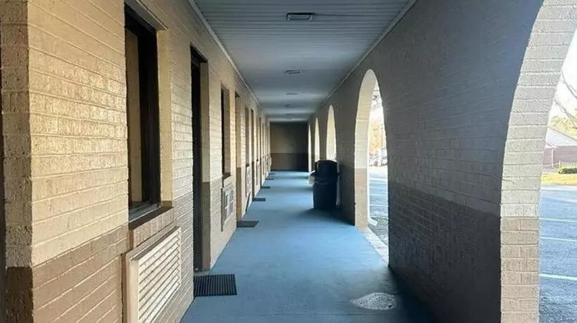 ホテル Loyalty Inn Rockingham