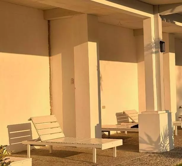 ホテル Maven Beach Resort