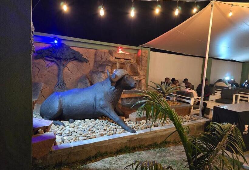 酒店 Nyamankulu Guest Lodge