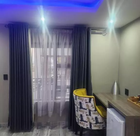 Hotelli Nyamankulu Guest Lodge