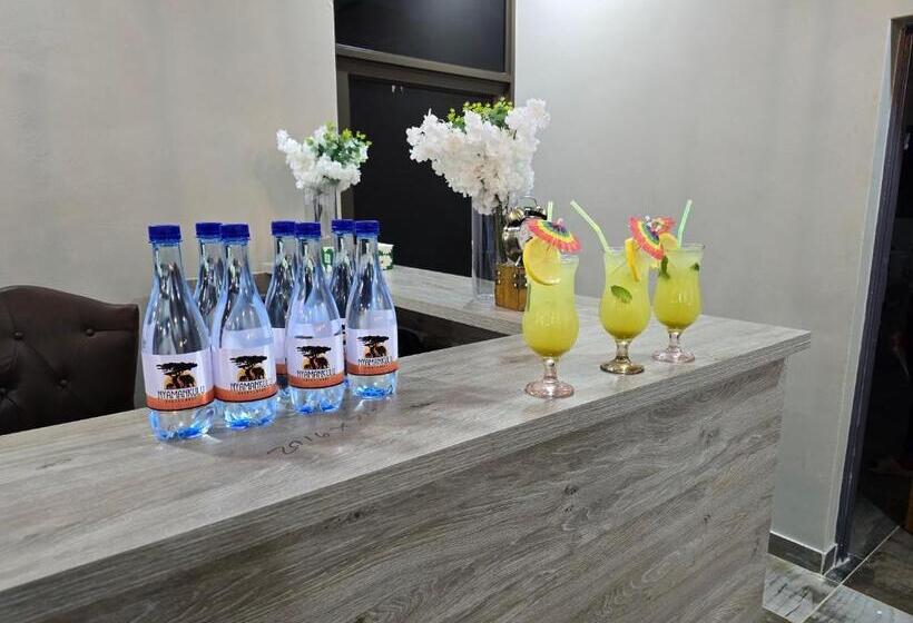 酒店 Nyamankulu Guest Lodge