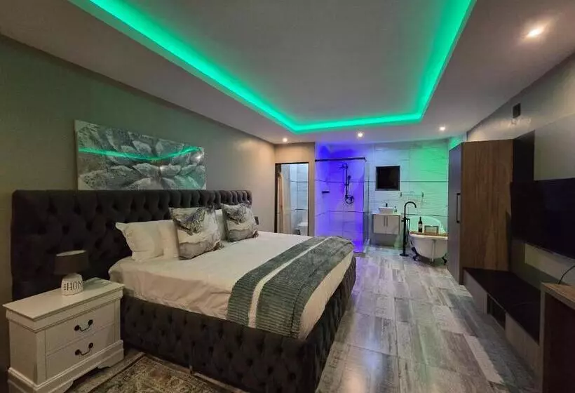 Hotelli Nyamankulu Guest Lodge