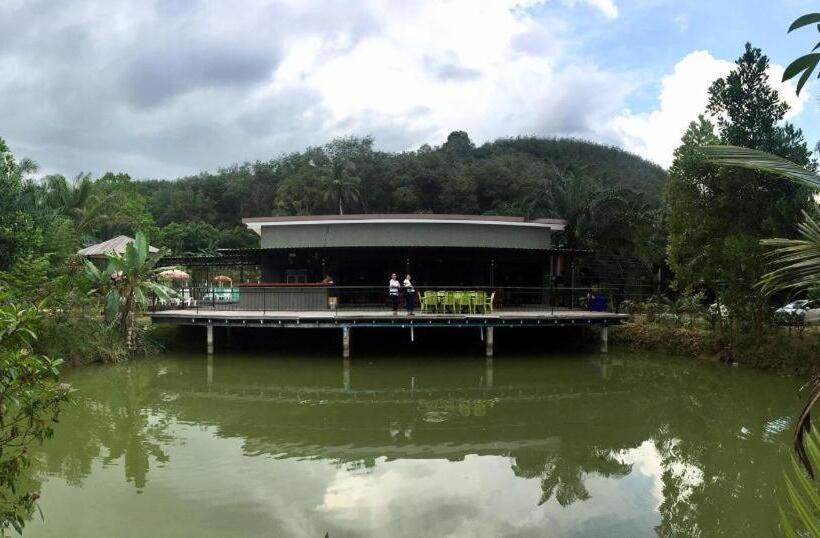 Отель Phang Nga Farmstay
