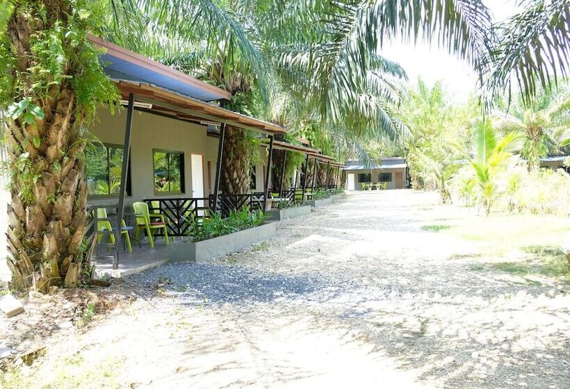 Отель Phang Nga Farmstay