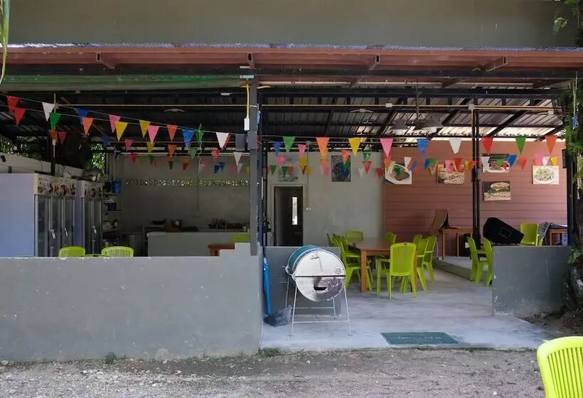 Hotelli Phang Nga Farmstay