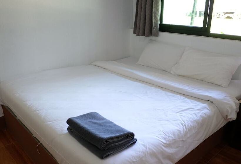 Отель Phang Nga Farmstay