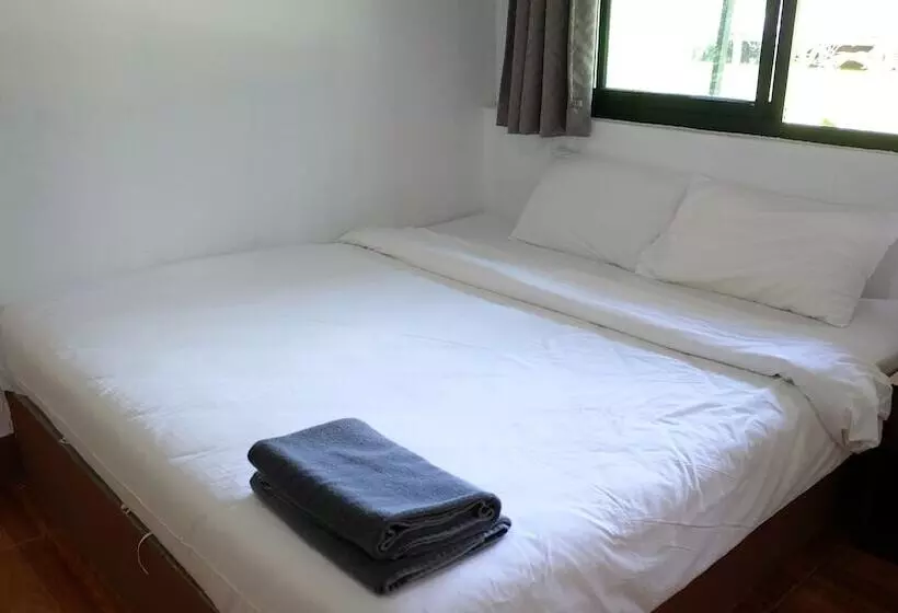 Hotelli Phang Nga Farmstay