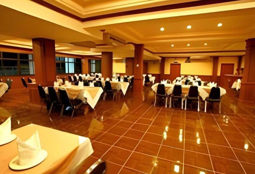 호텔 Phuthong Place