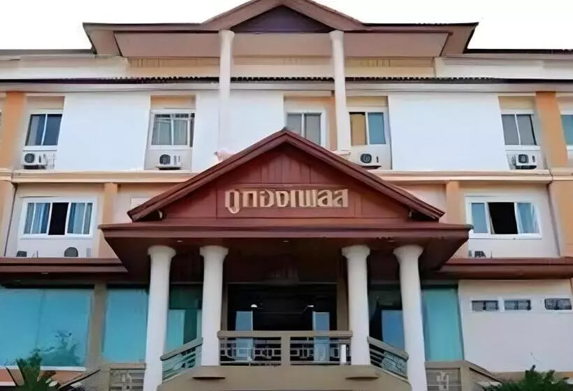 Hotelli Phuthong Place