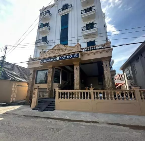 هتل Sky