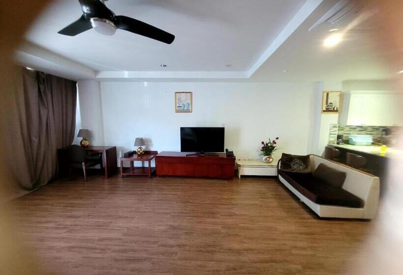 King S Ocean & City View Suites