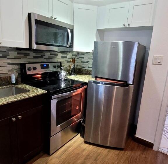 King S Ocean & City View Suites