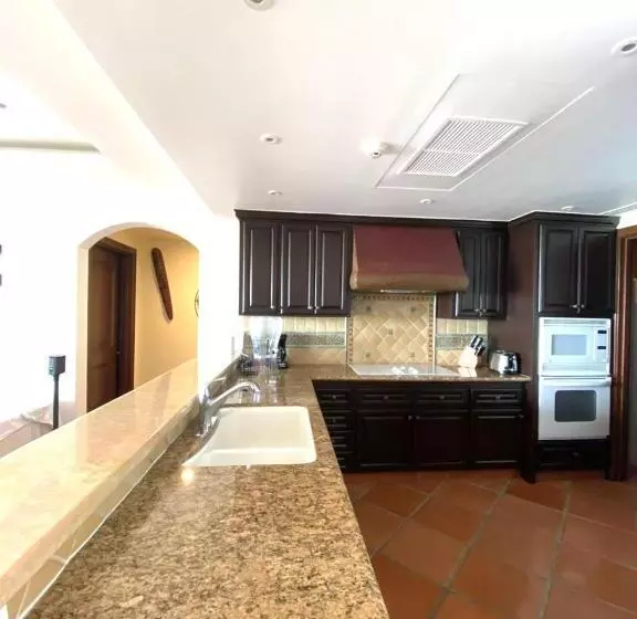 Lujoso Y Exclusivo Apartamento Con Vistas Hermosas