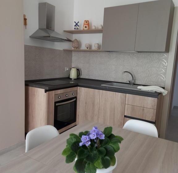 بنسيون A Valata Apartments