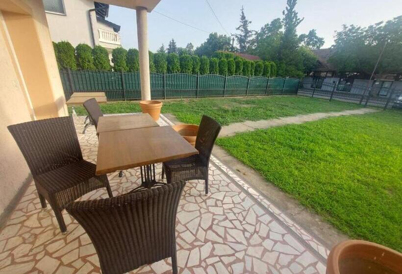 بنسيون Mg Rooms