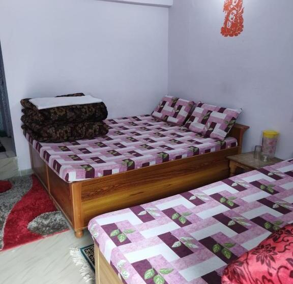 Pensão Pranjal Home Stay