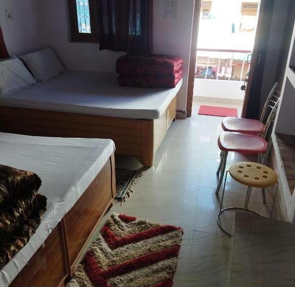 Pensão Pranjal Home Stay